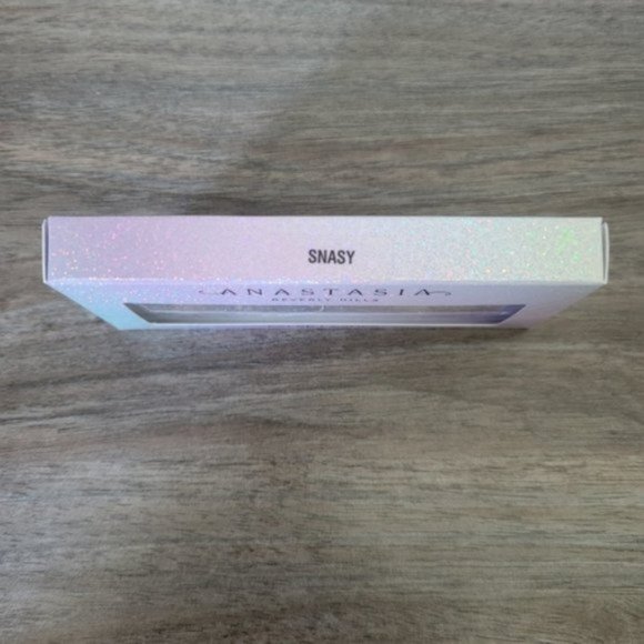 ANASTASIA BEVERLY HILLS  Norvina® False Lashes in Snasy - Picture 7 of 7